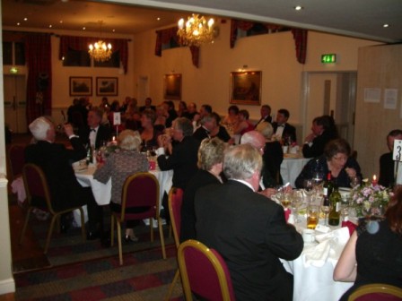 2009-03-28-crowd